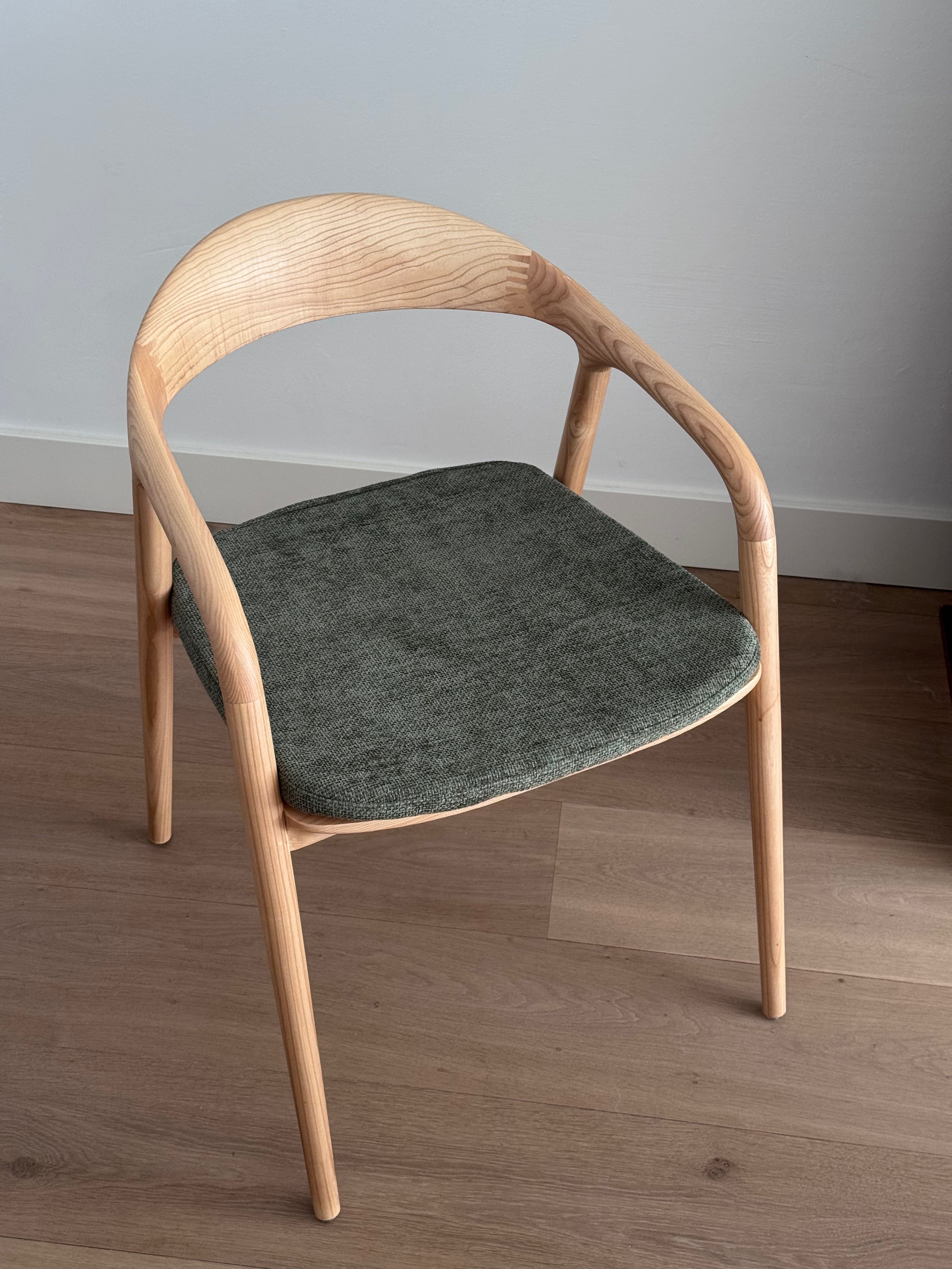 GREENCUSHION3