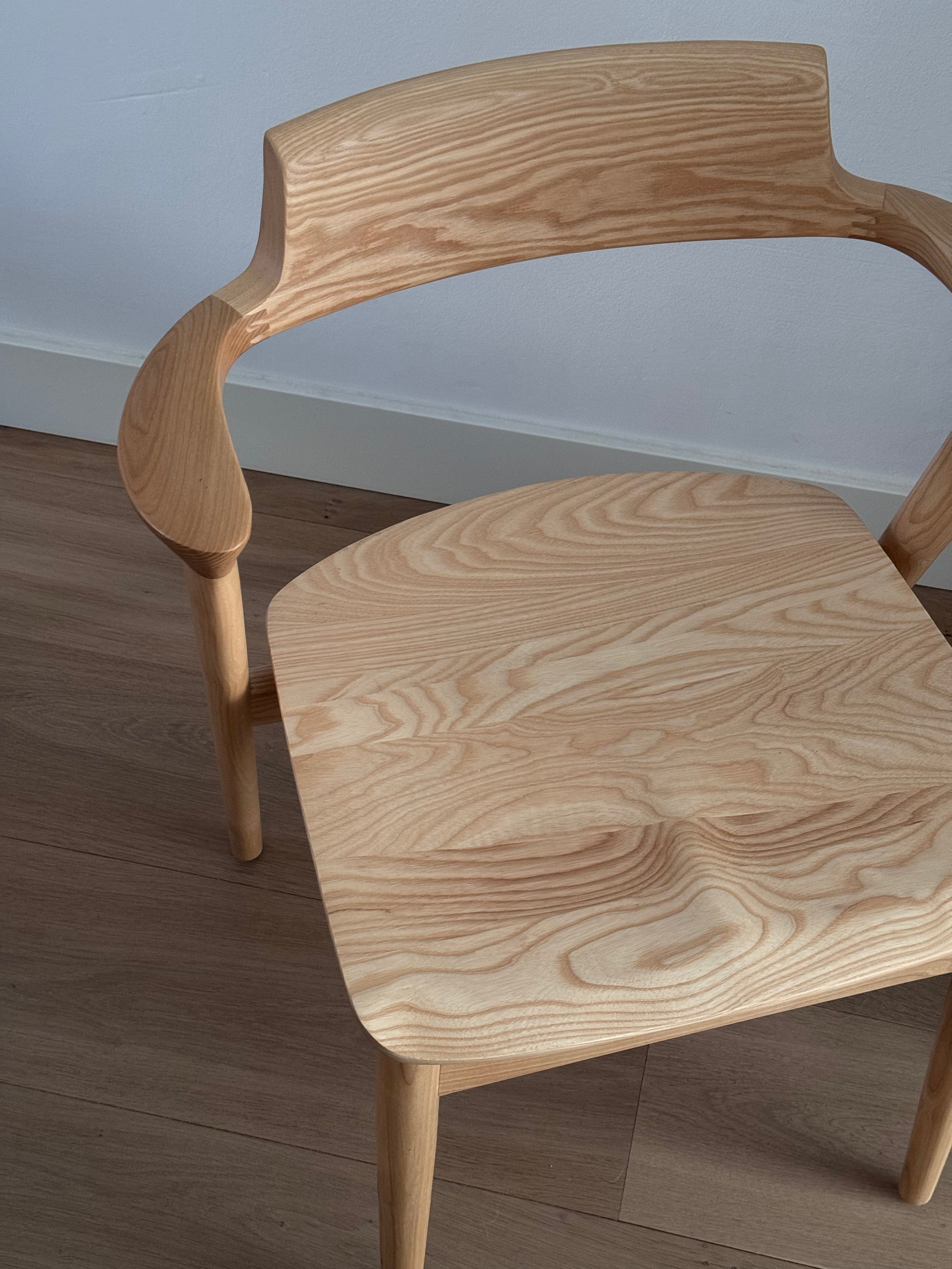 H'CHAIRNATURAL3