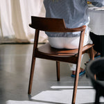 H'CHAIR WALNUT SFEER 1