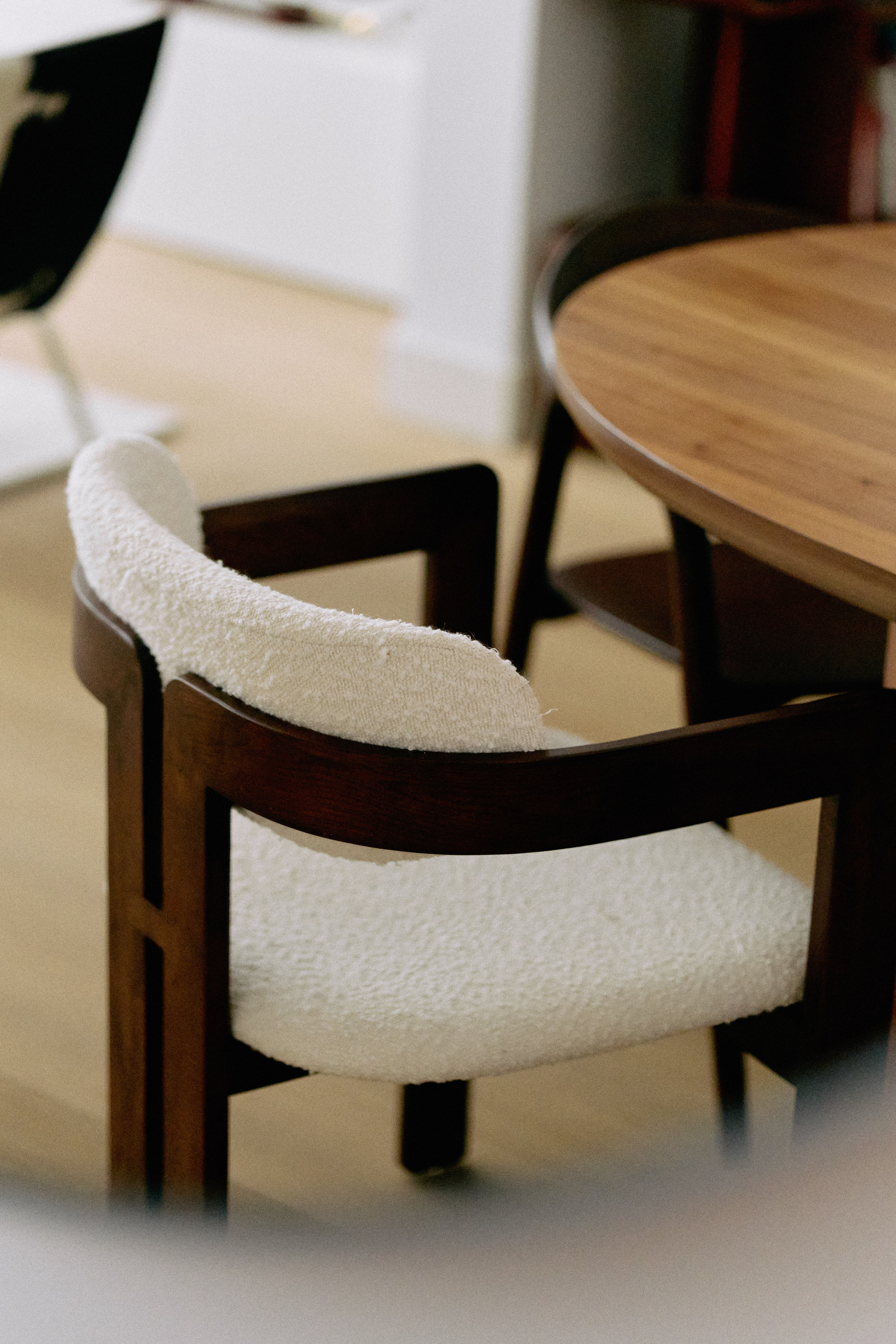 P'CHAIR BOUCLE SFEER 1