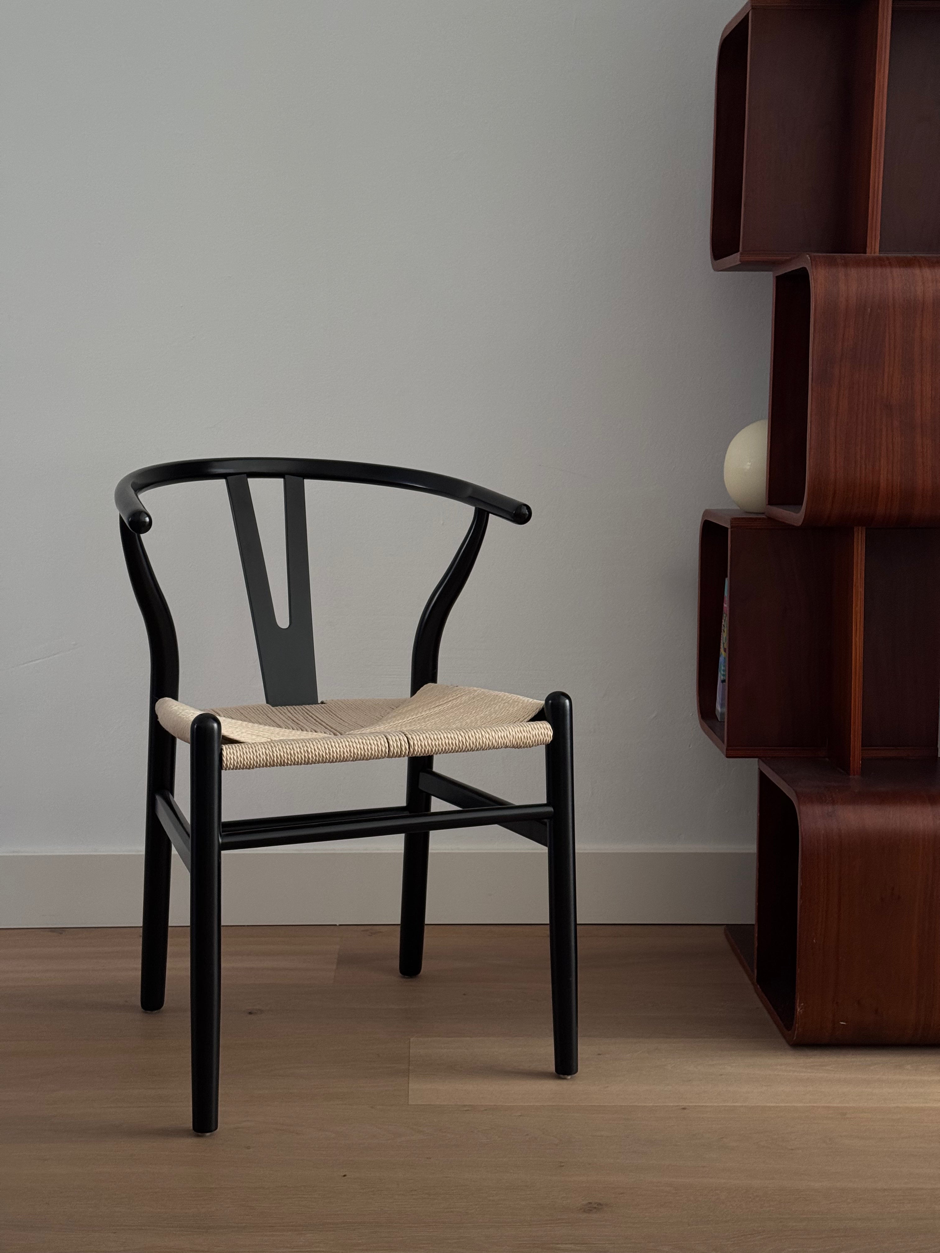 Y'CHAIRBLACK1